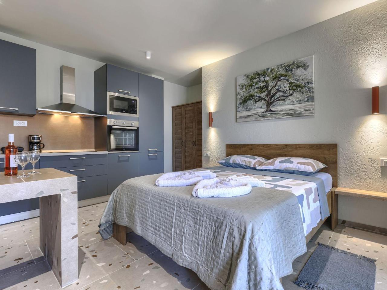 Studio Maslina by Interhome
