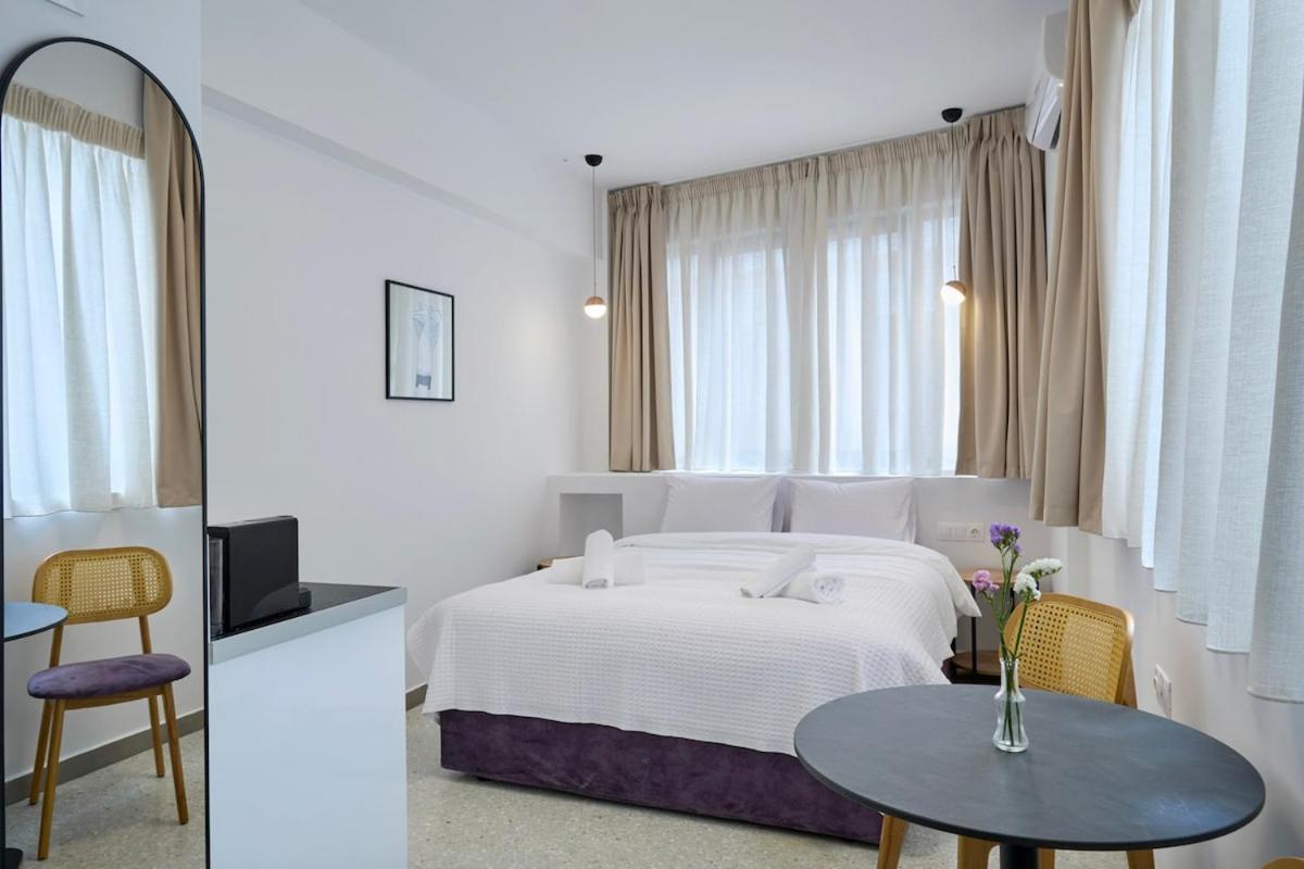 Zen Clio, Tessera Urban Apartments