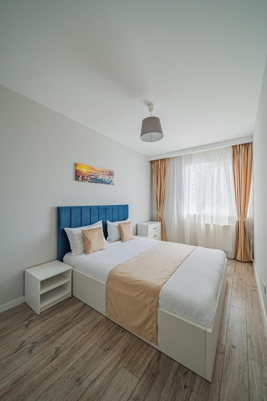 Bluesky Prima Premium Central Apartment