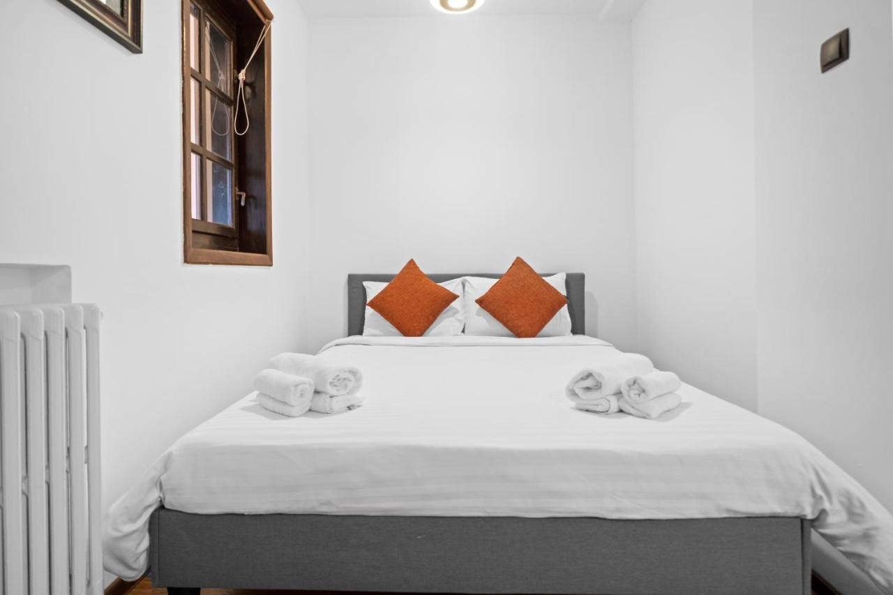 Chic Apartments In The Heart Of Bucharest Walk To Old Town