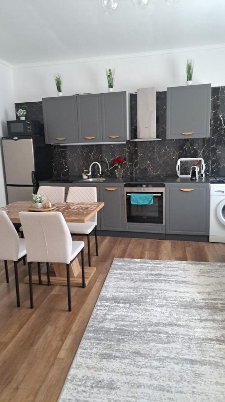 Capriciosa Luxe Central Residence
