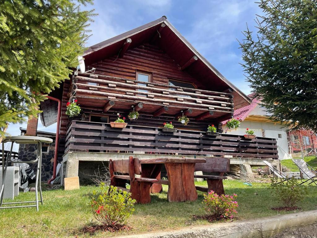 Stunning 4-bed Chalet In Bran With Superb Panorama