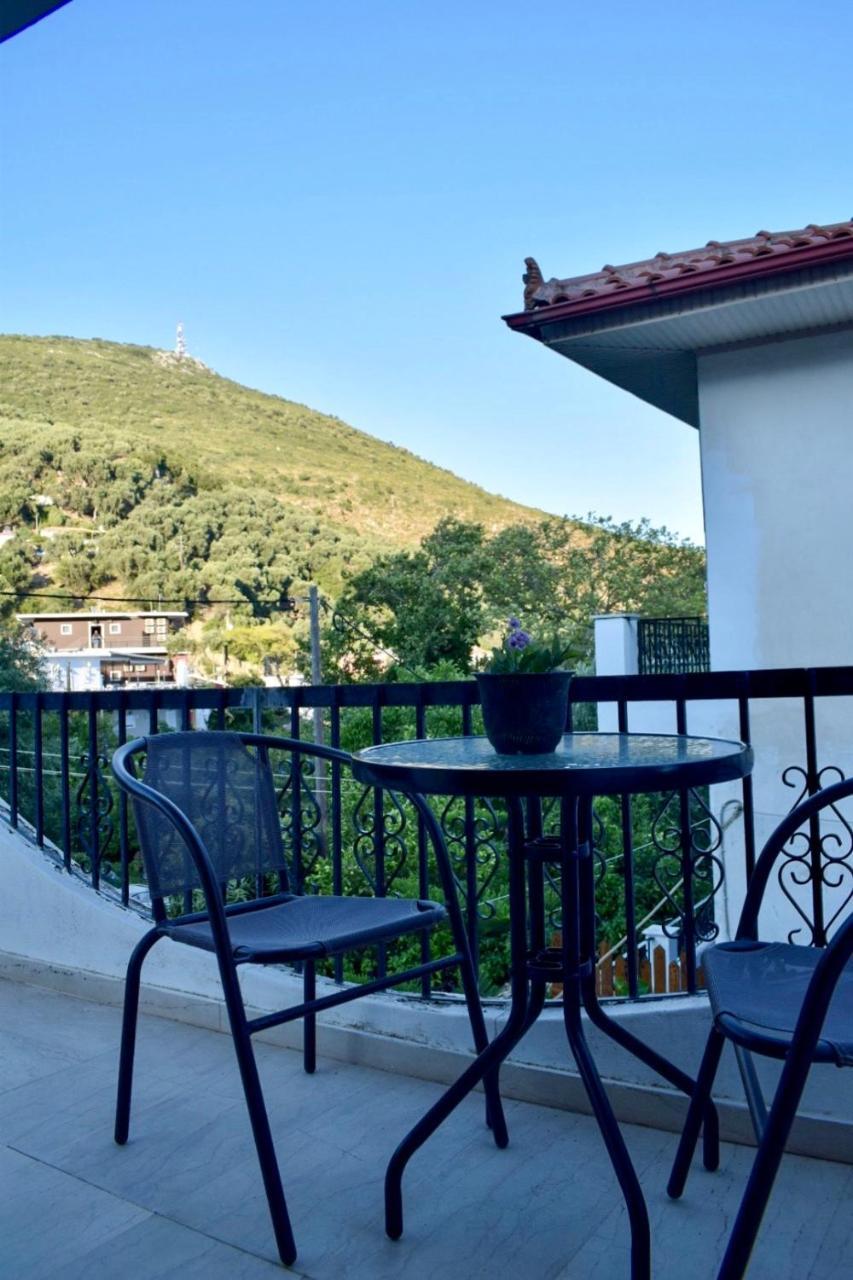 Tasos House