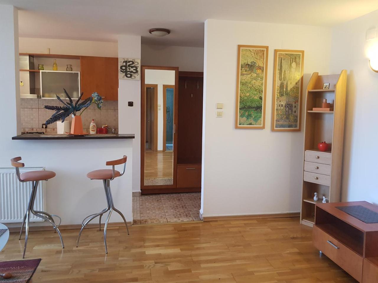 Eva Apartment