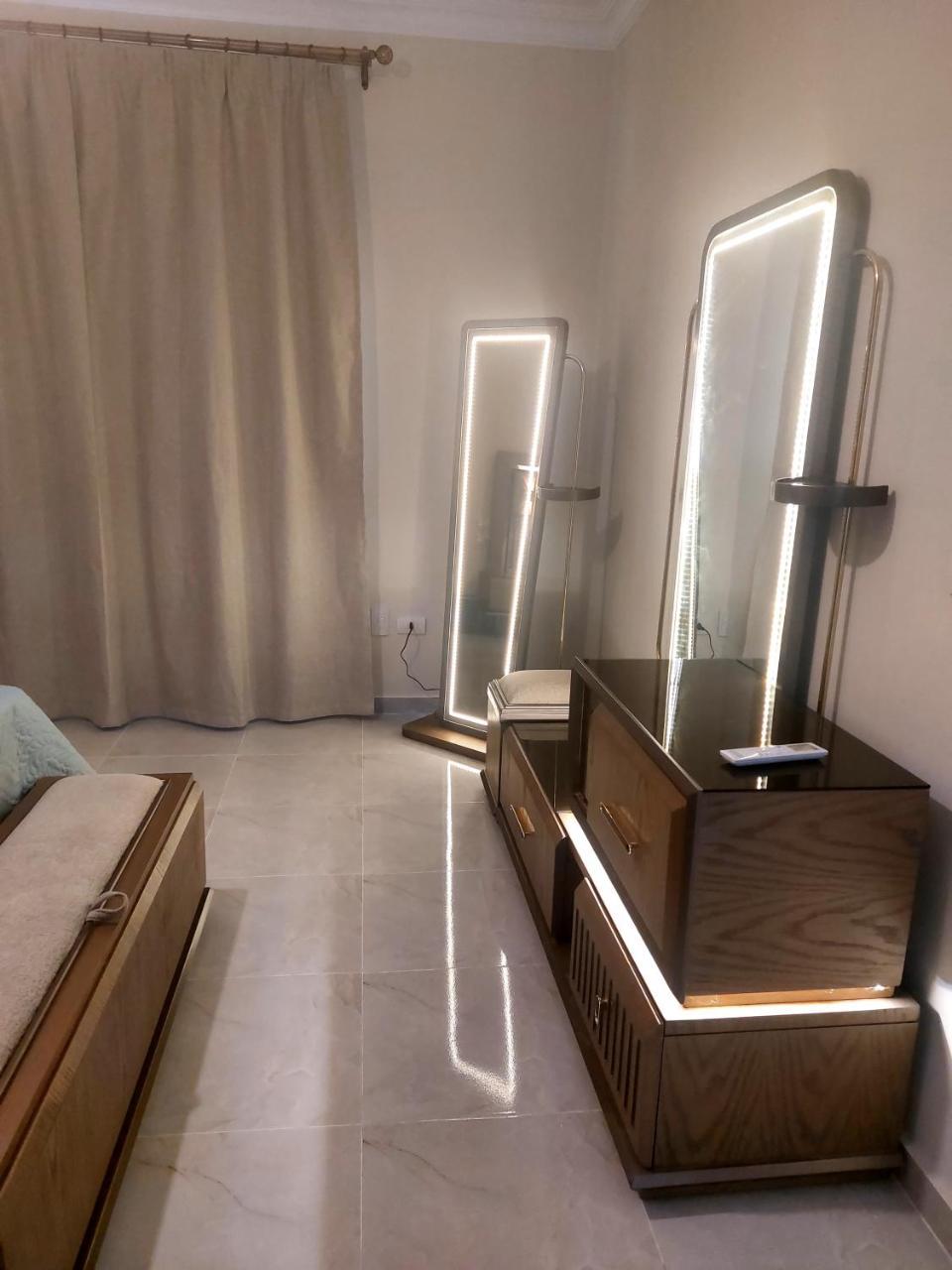 Luxury Apartment Near Mall of Arabia in 6th October Family Only شقة فاخرة للايجار بجوار مول العرب فقط للعائلات