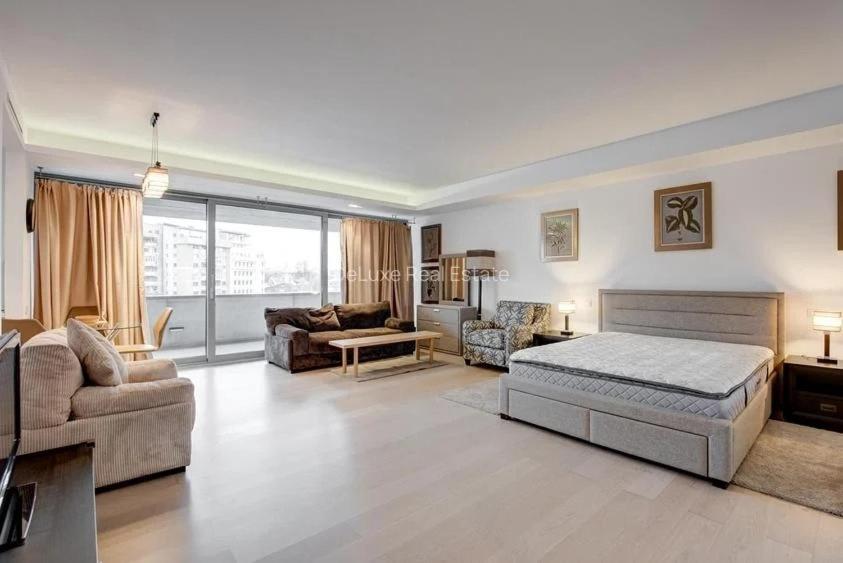 Vernescu 4 Luxury Living Terrace Central Chic