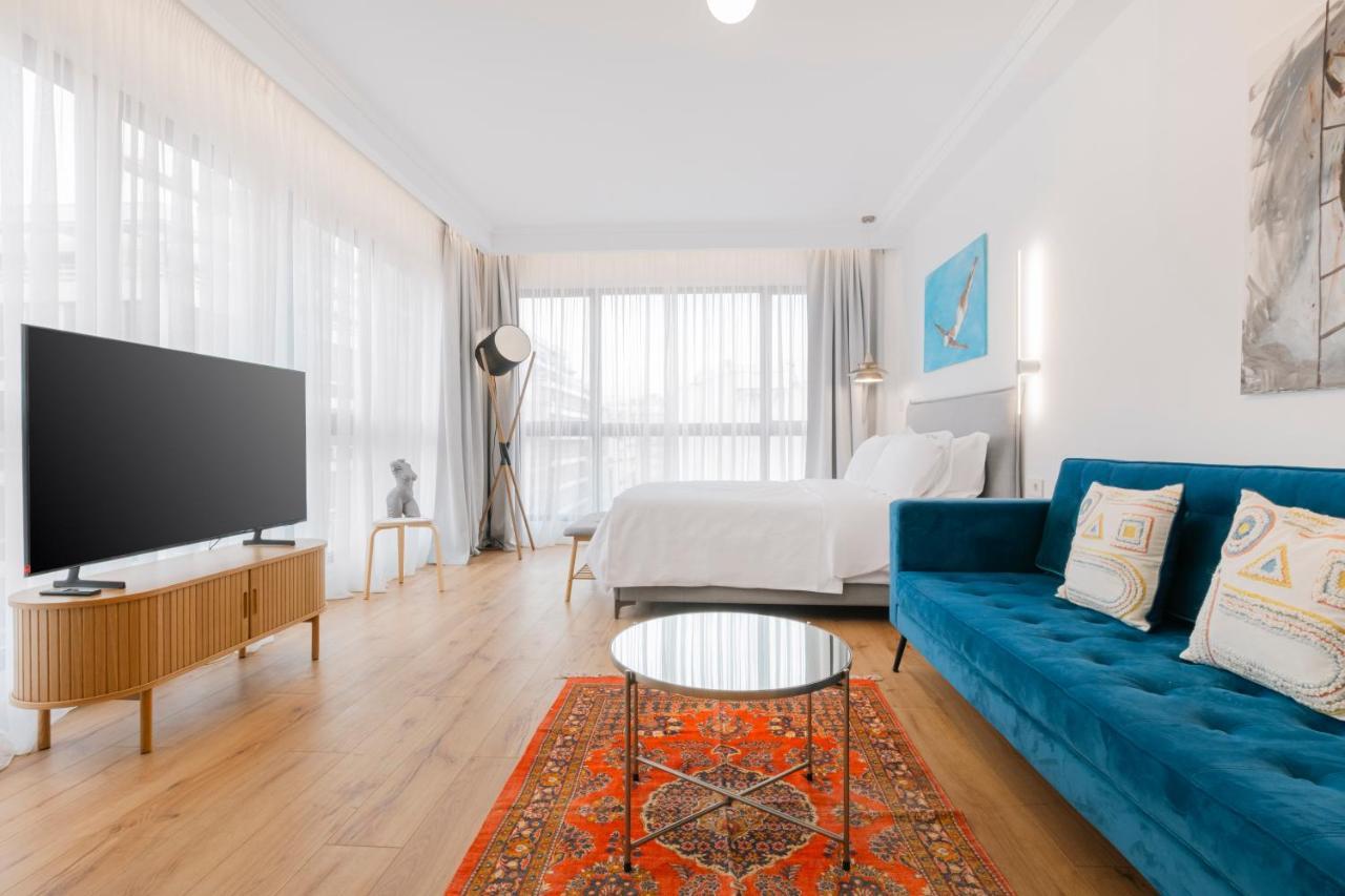 Ototo Stylish Corner Lofts