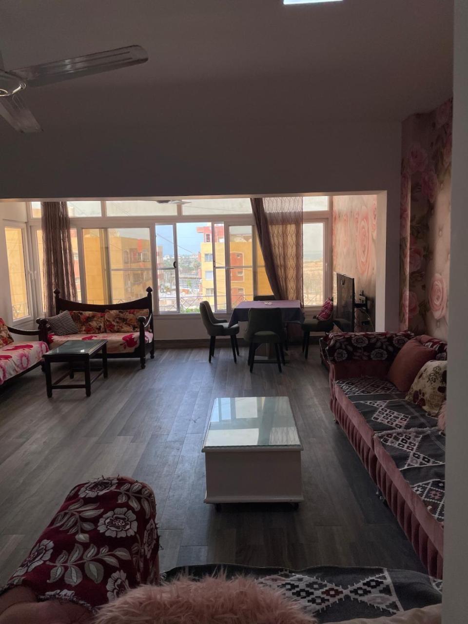 El Hambra Compound