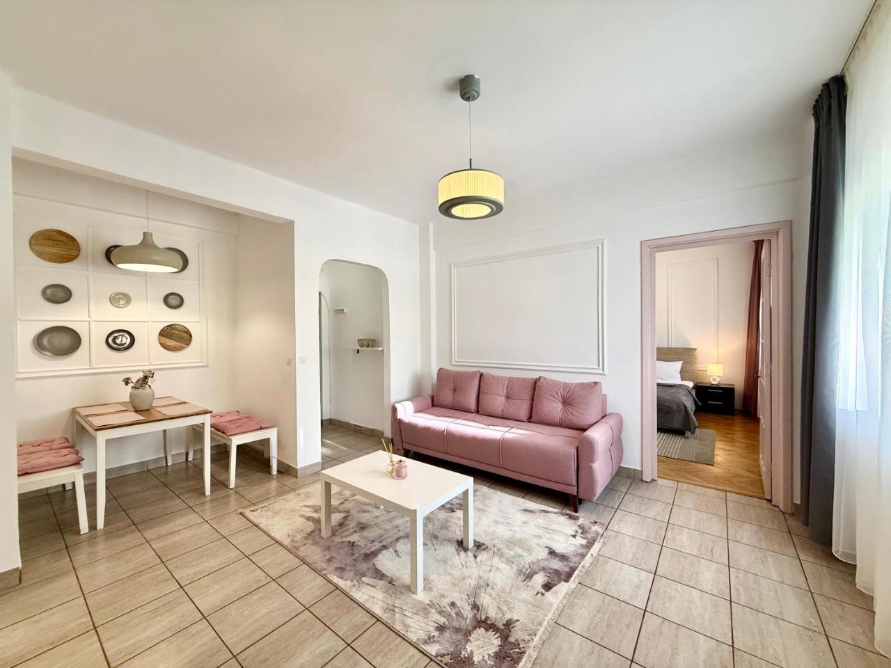 The Romantic Residence