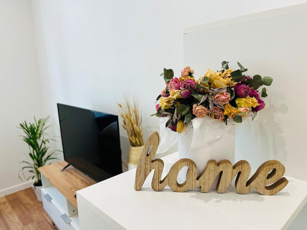 Long Term Central Renovated Apartment