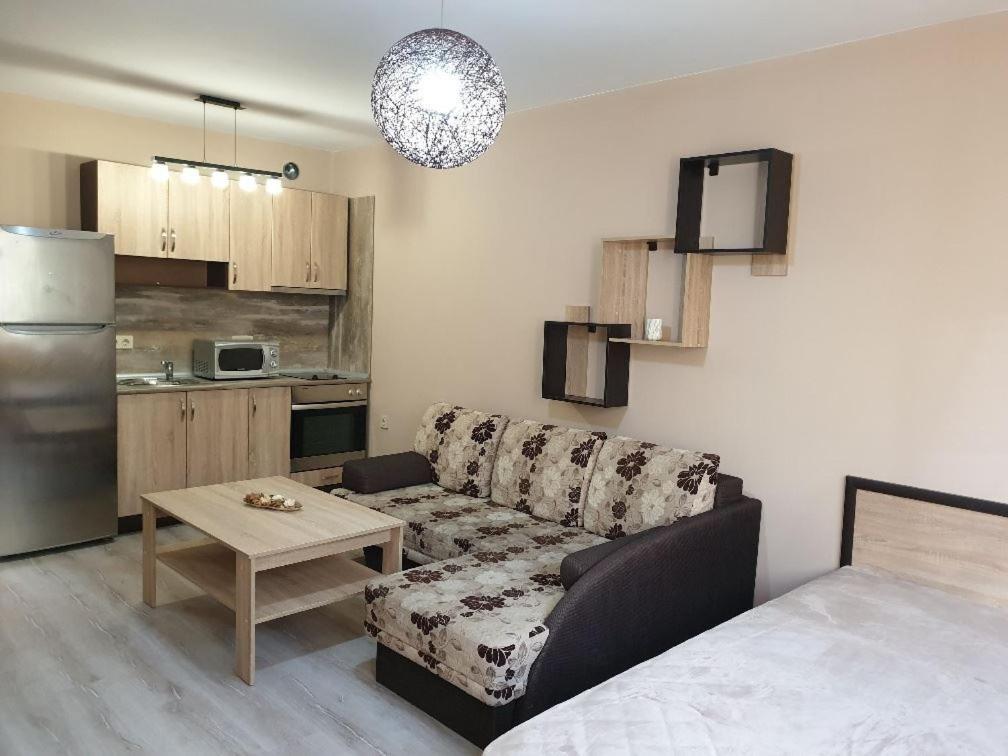 Uyutnen Apartament Lagera