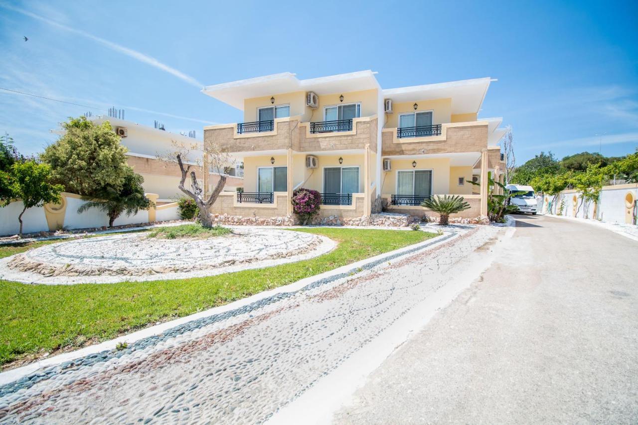 Mosaic Garden Anastasias Rooms