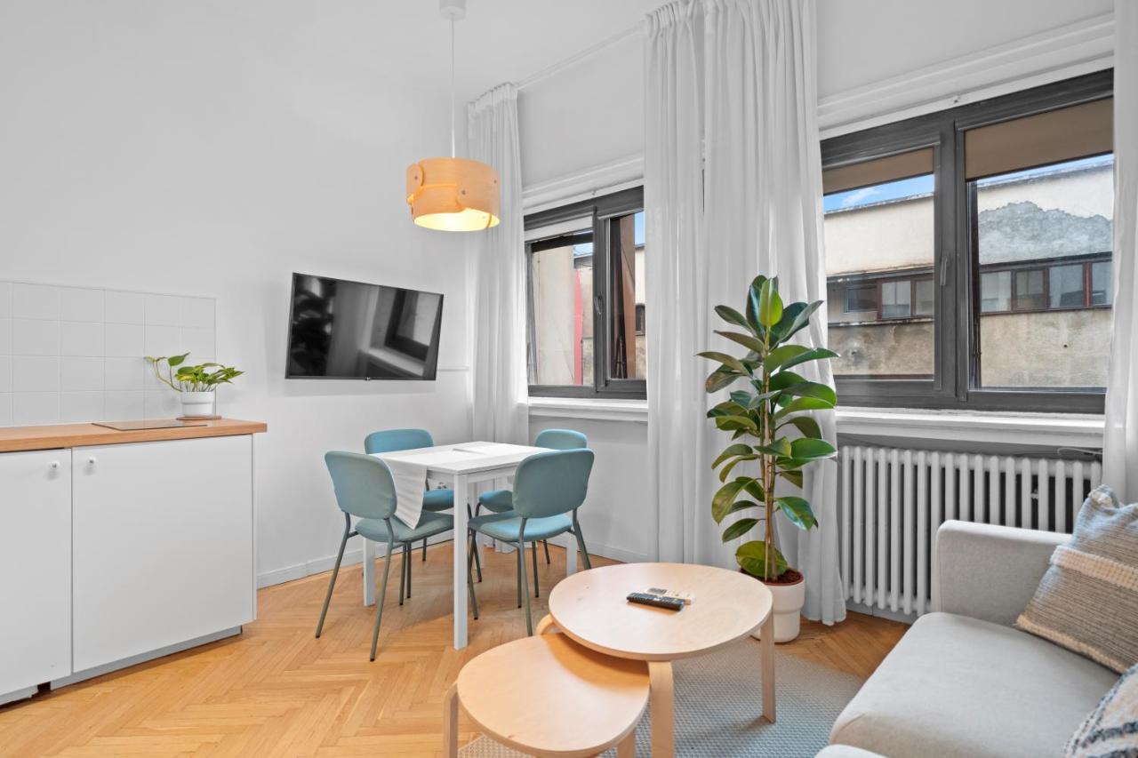 Victory Avenue Gem Modern & Elegant Apartment