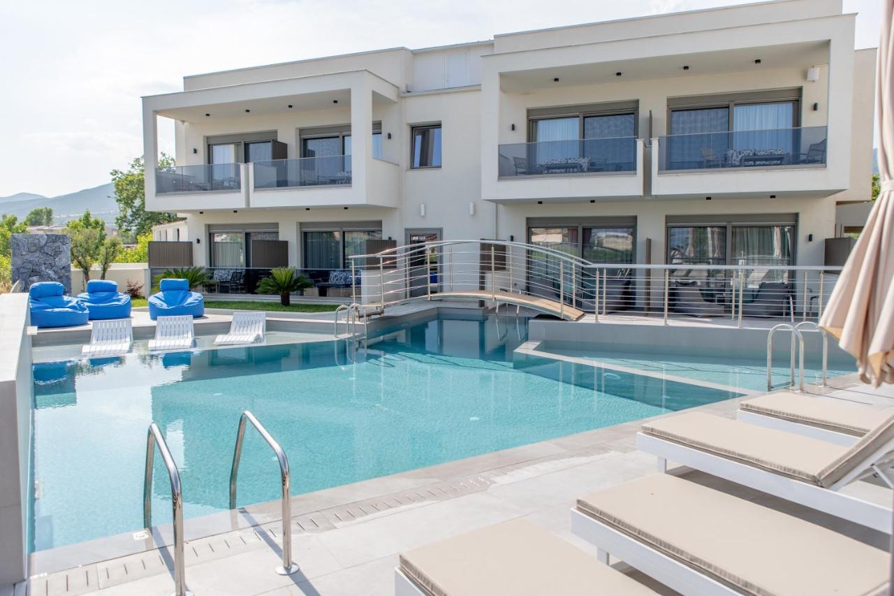 Konpolis Suites Over 12