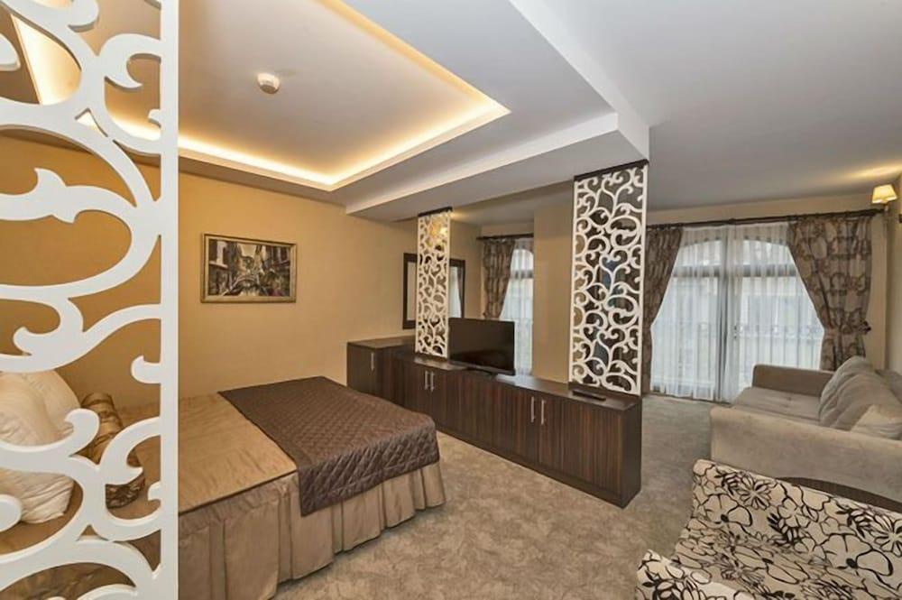 Rayelin Hotel Old Town