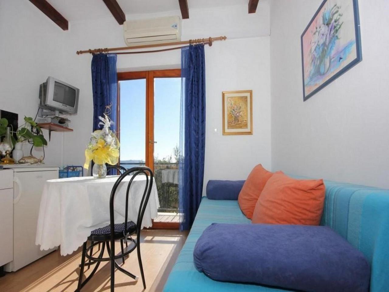 Villa Ro Ela One Bedroom Apartment With Balcony & Sea View A1