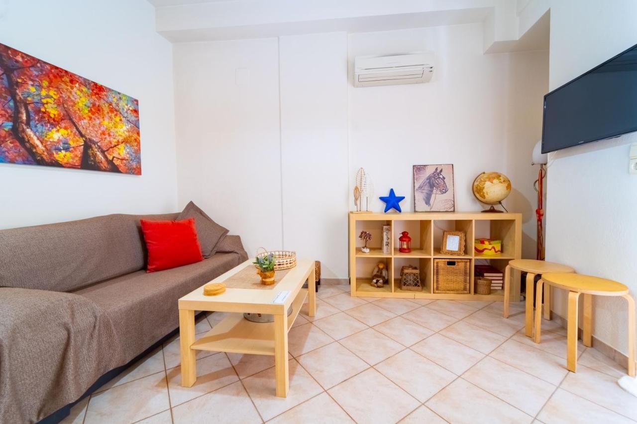 Rosso City Centre Apartment