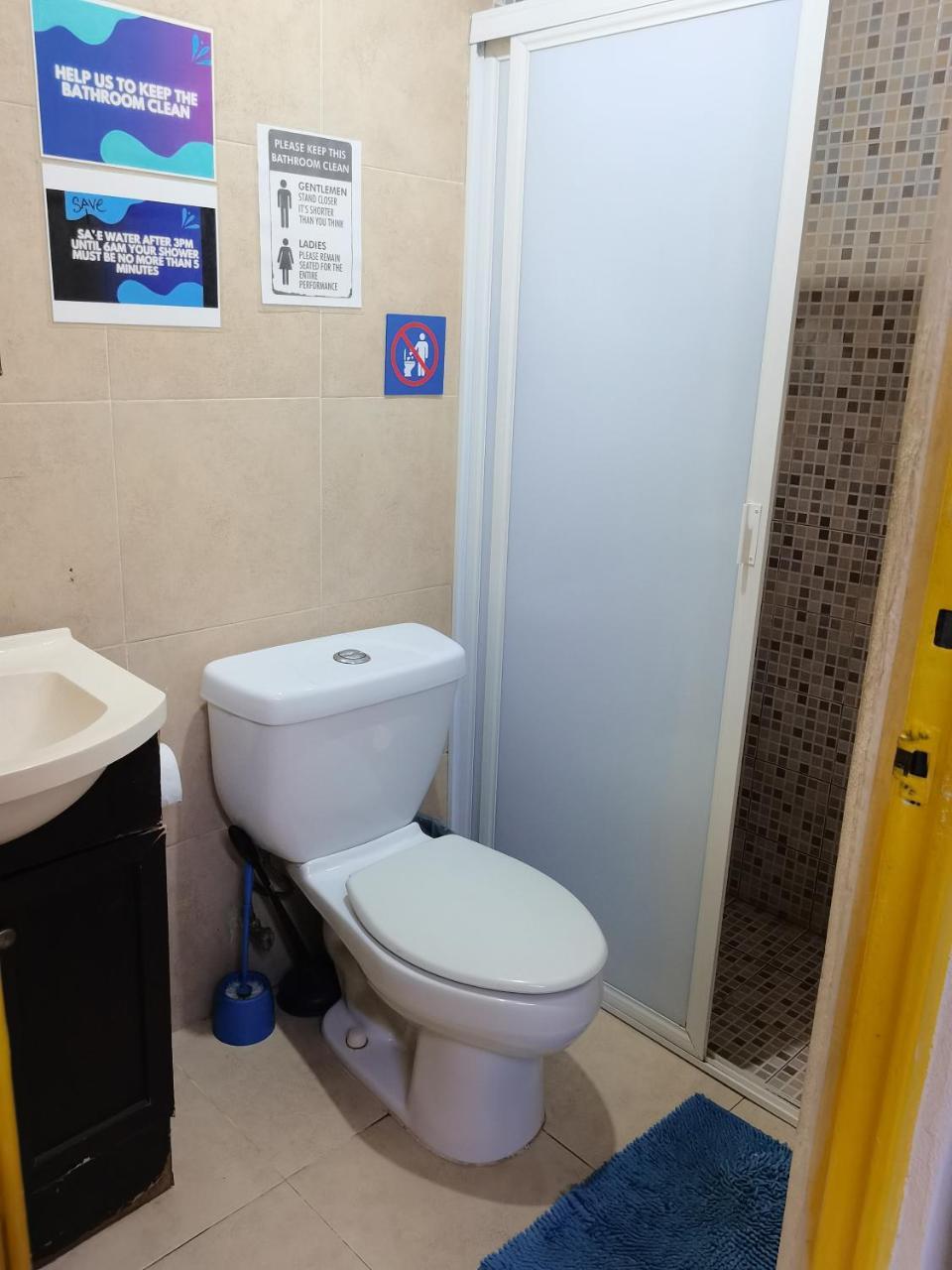 888 Casa Cabal Budget Rental 888 (adults Only)
