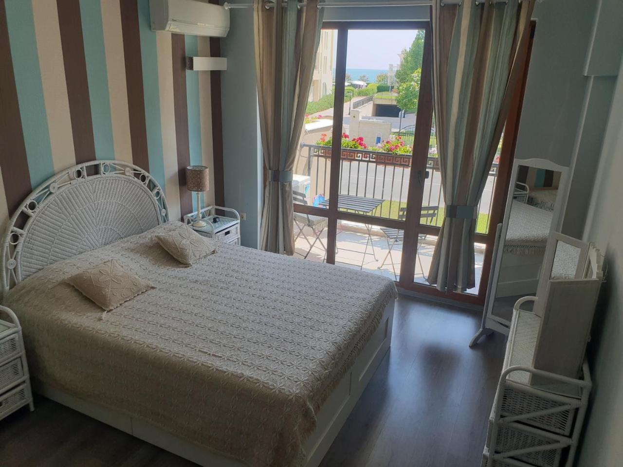 Lilly Apartment Pomorie