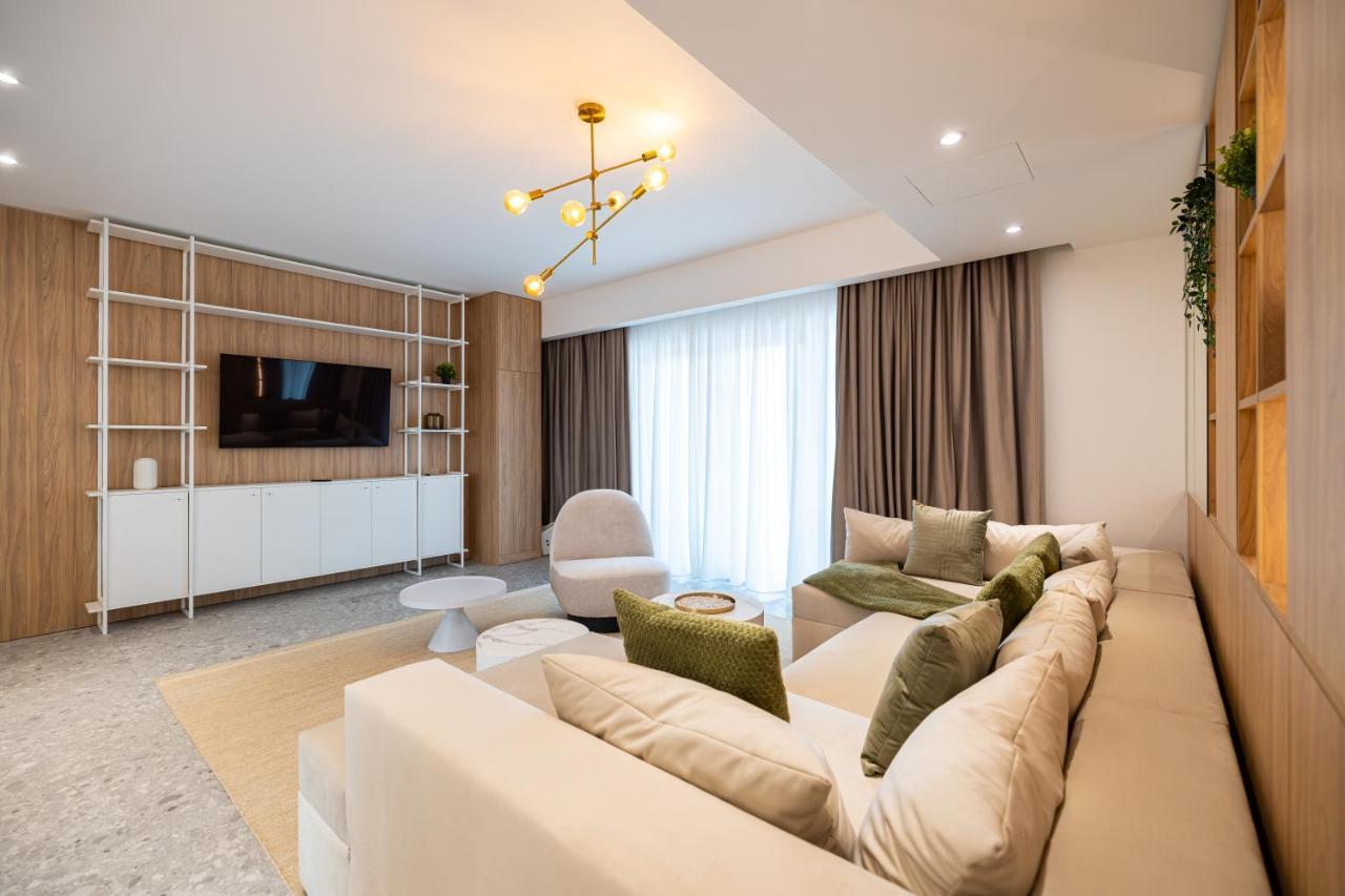 Lyra New Boutique Building Apartment With Terrace & Private Parking