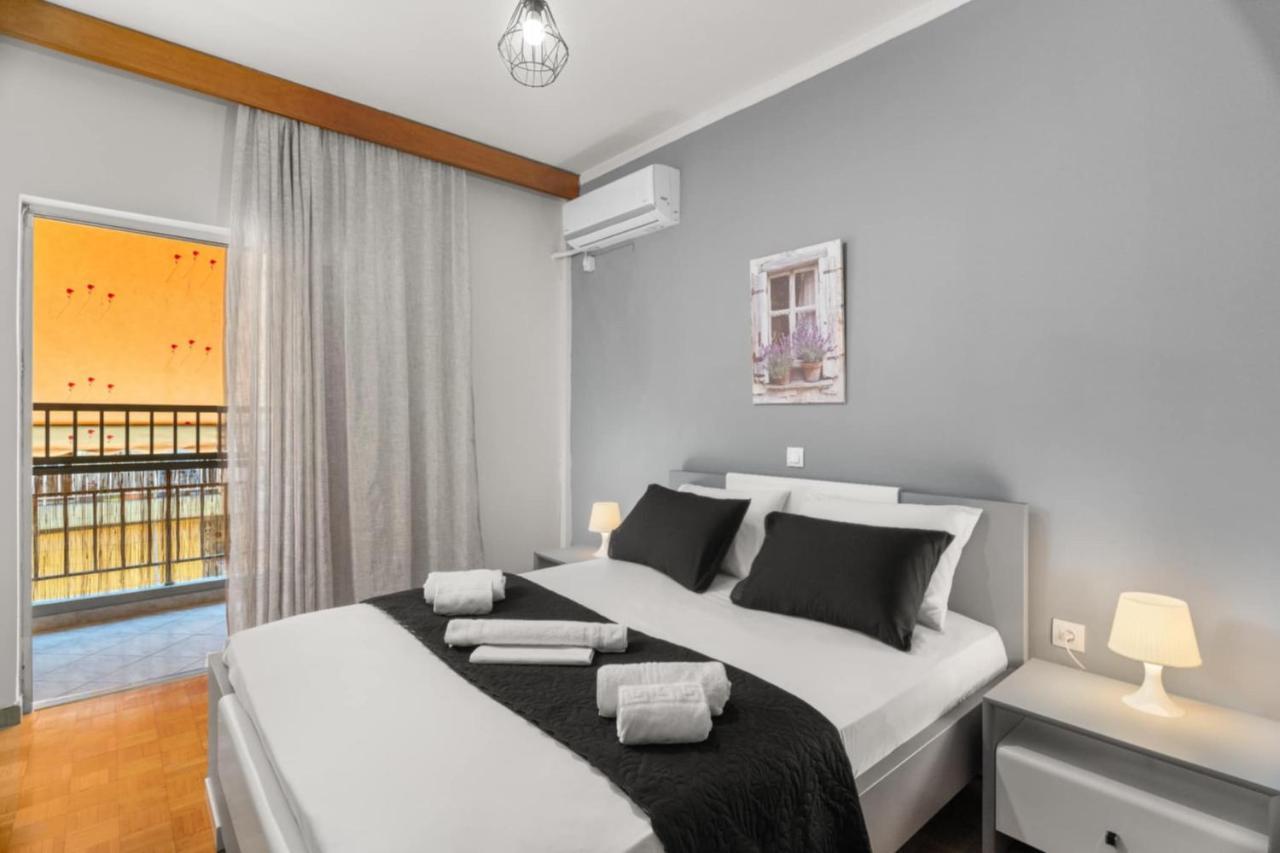 Adigonis Apartment Next To The Metro Station