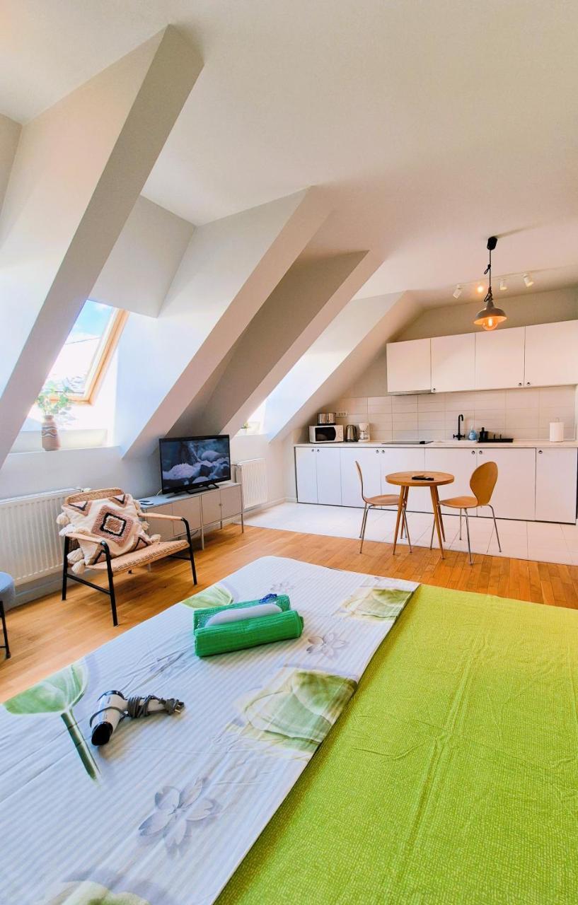 Central Nordic Glow Studio