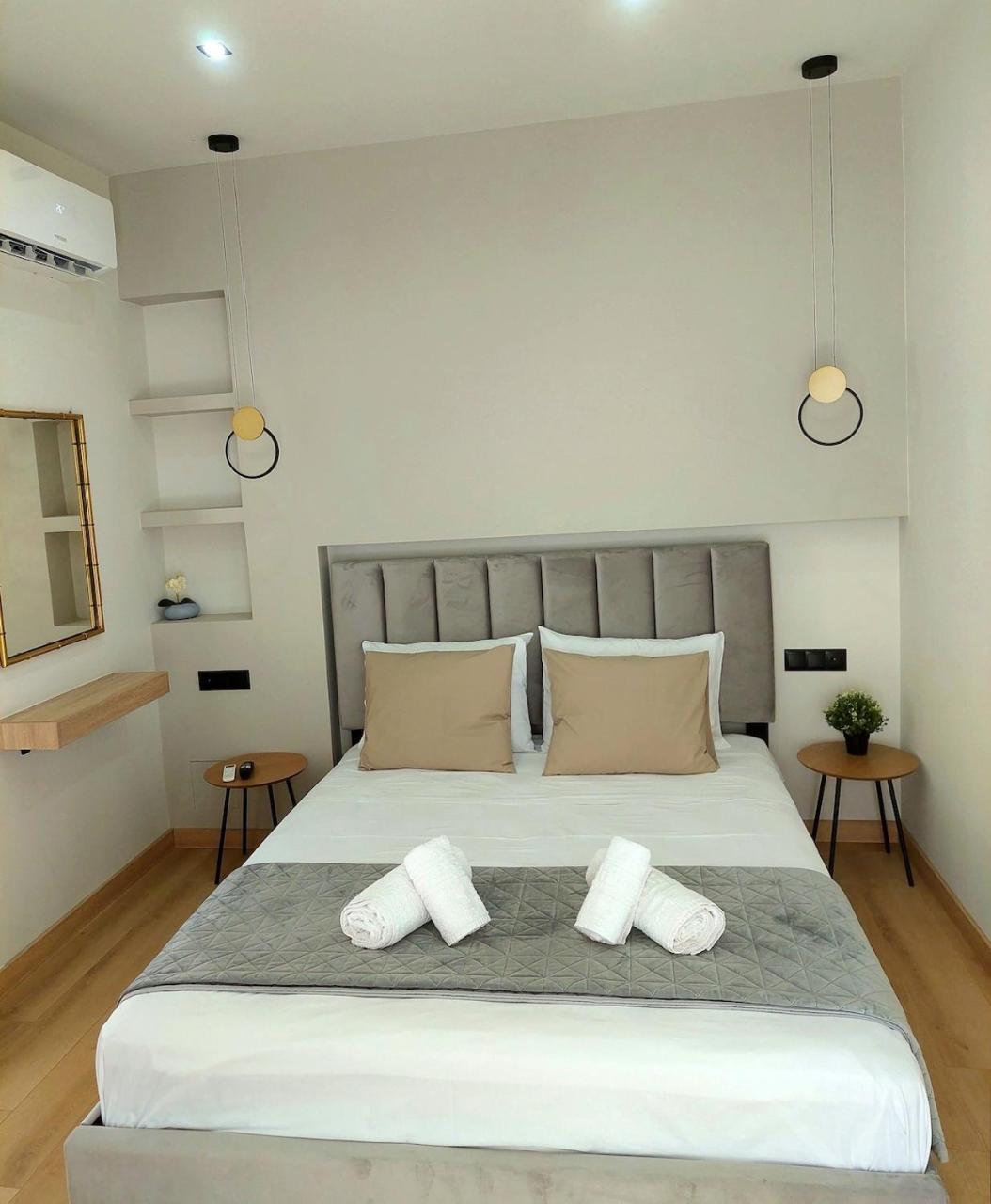 B & M Apartment With Balcony Near The Waterfront