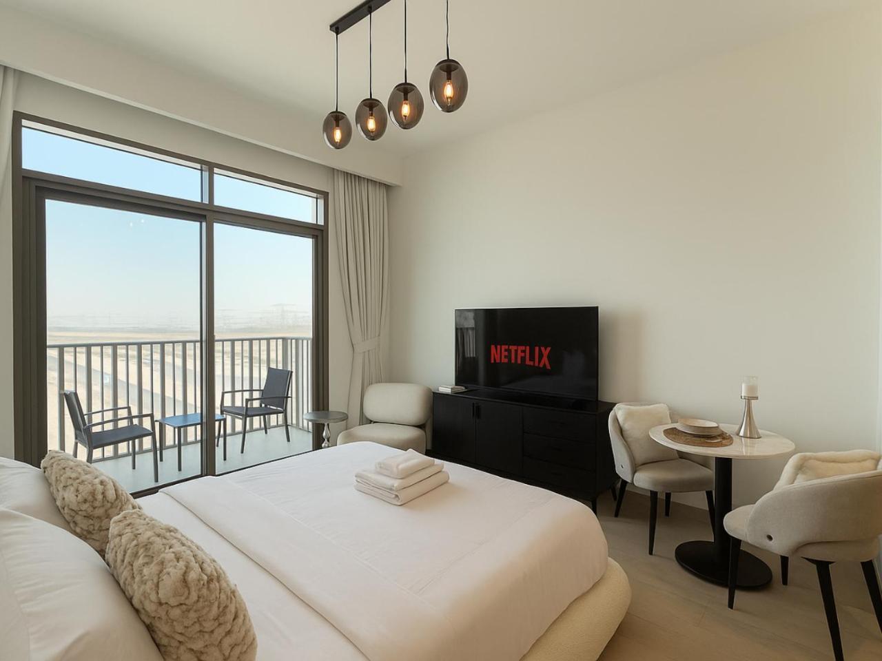 Cozy New Studio Heart of Al Furjan