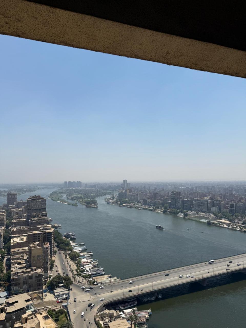 Abdulaziz Al Saud Street - Panoramic Nile-Pyramids View 3br Apartment