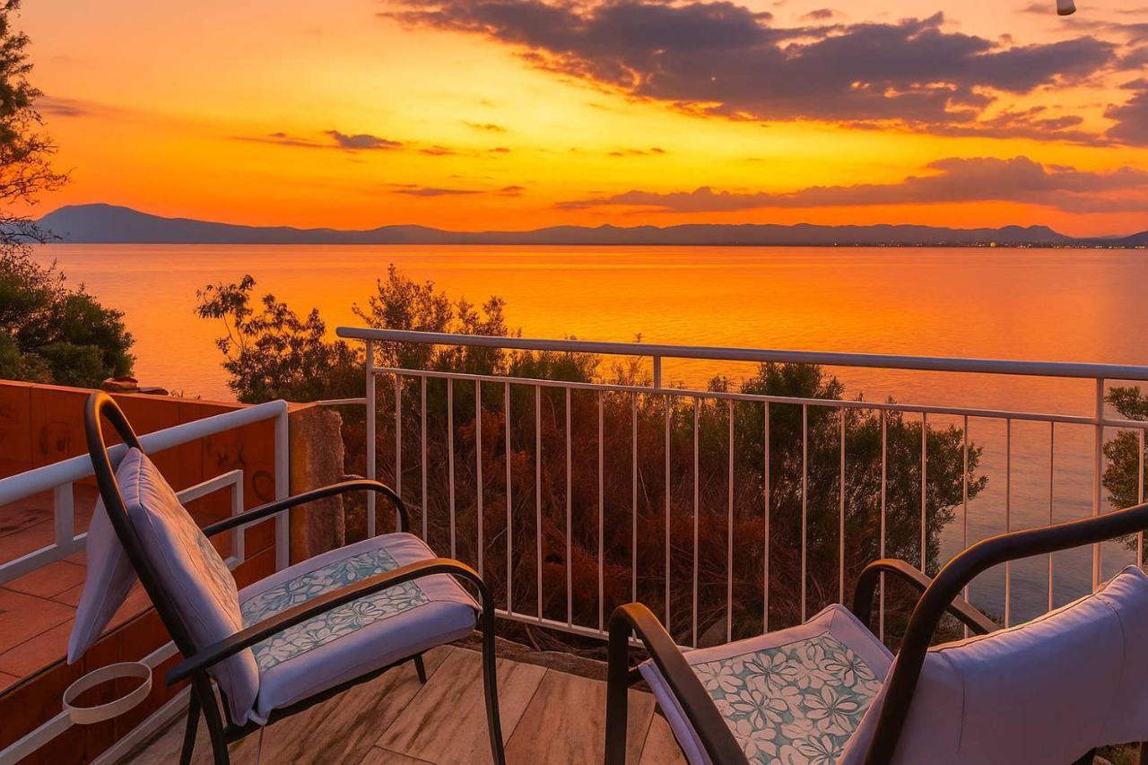 Endless Blue Seafront Retreat Mikra Mantineia