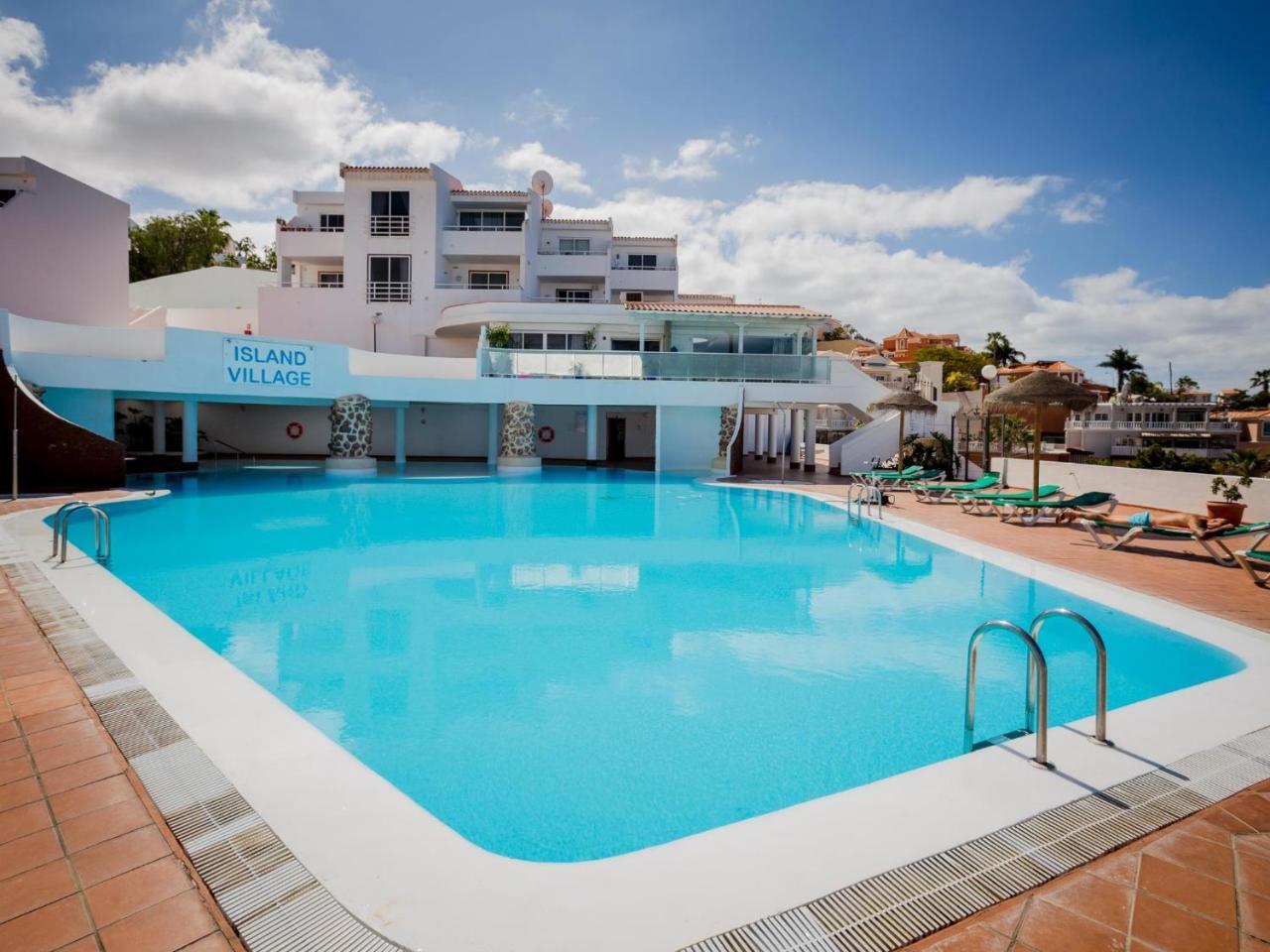 1 Island Village With Wi Fi And Pool