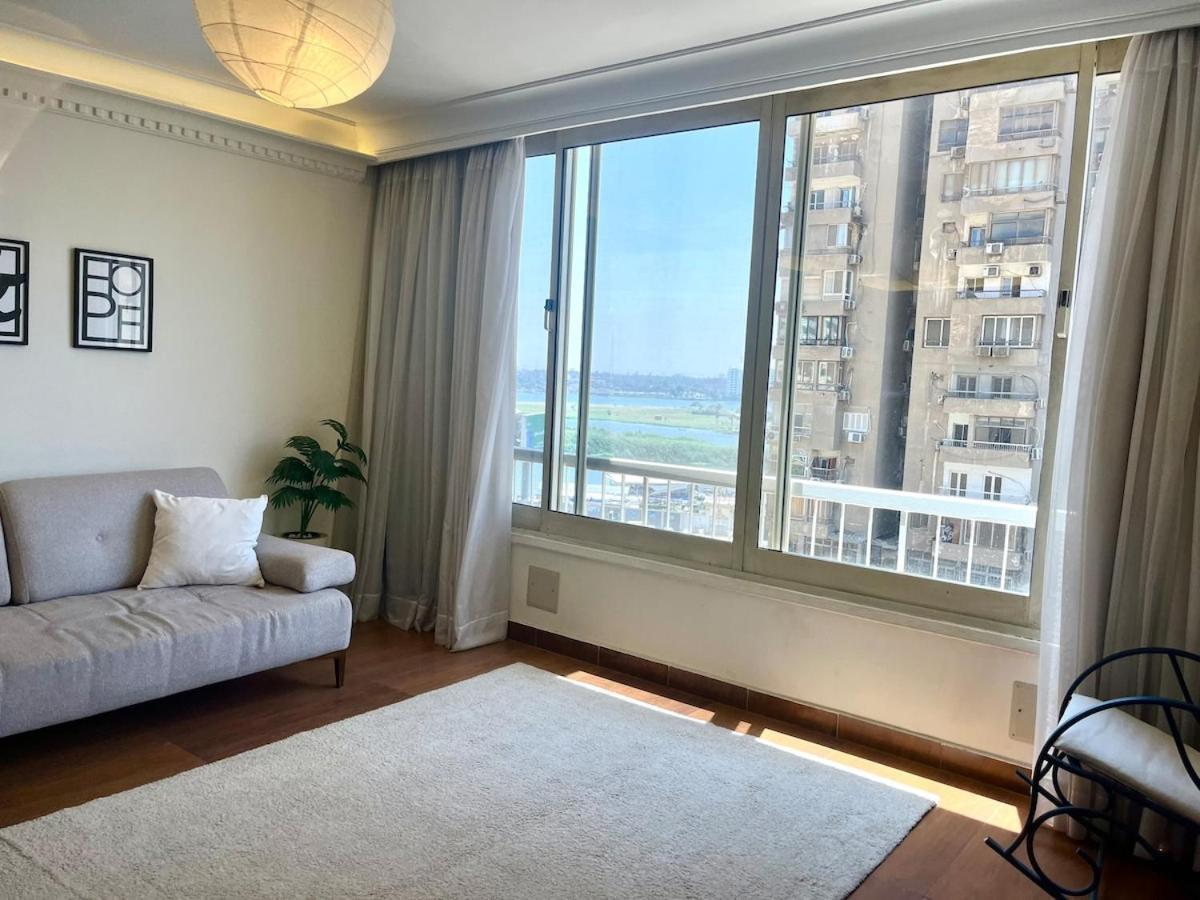 2-Bedrooms Hotel Standard L Direct Nile View - Free Wifi