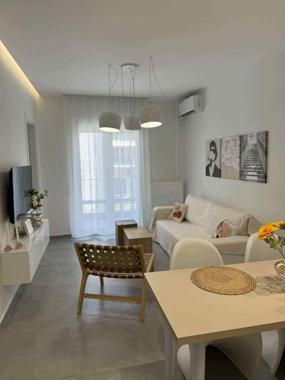 Kassandrou Loft