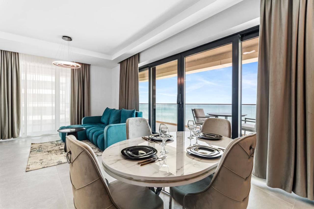 Jrr Frontsea In Axxis Nova