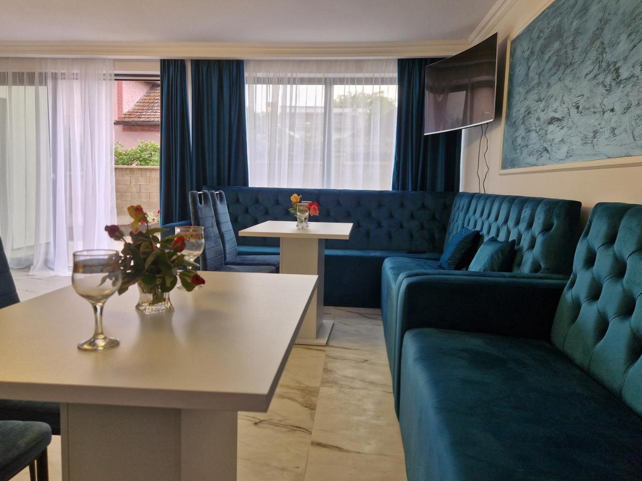 Casa Coca La 100 M de Strandul Arinis Si 200m de Centru Gura Humorului