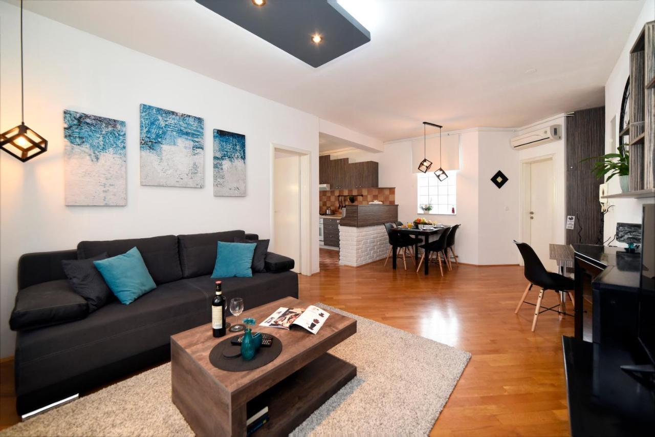 Corner Apartment Loggia