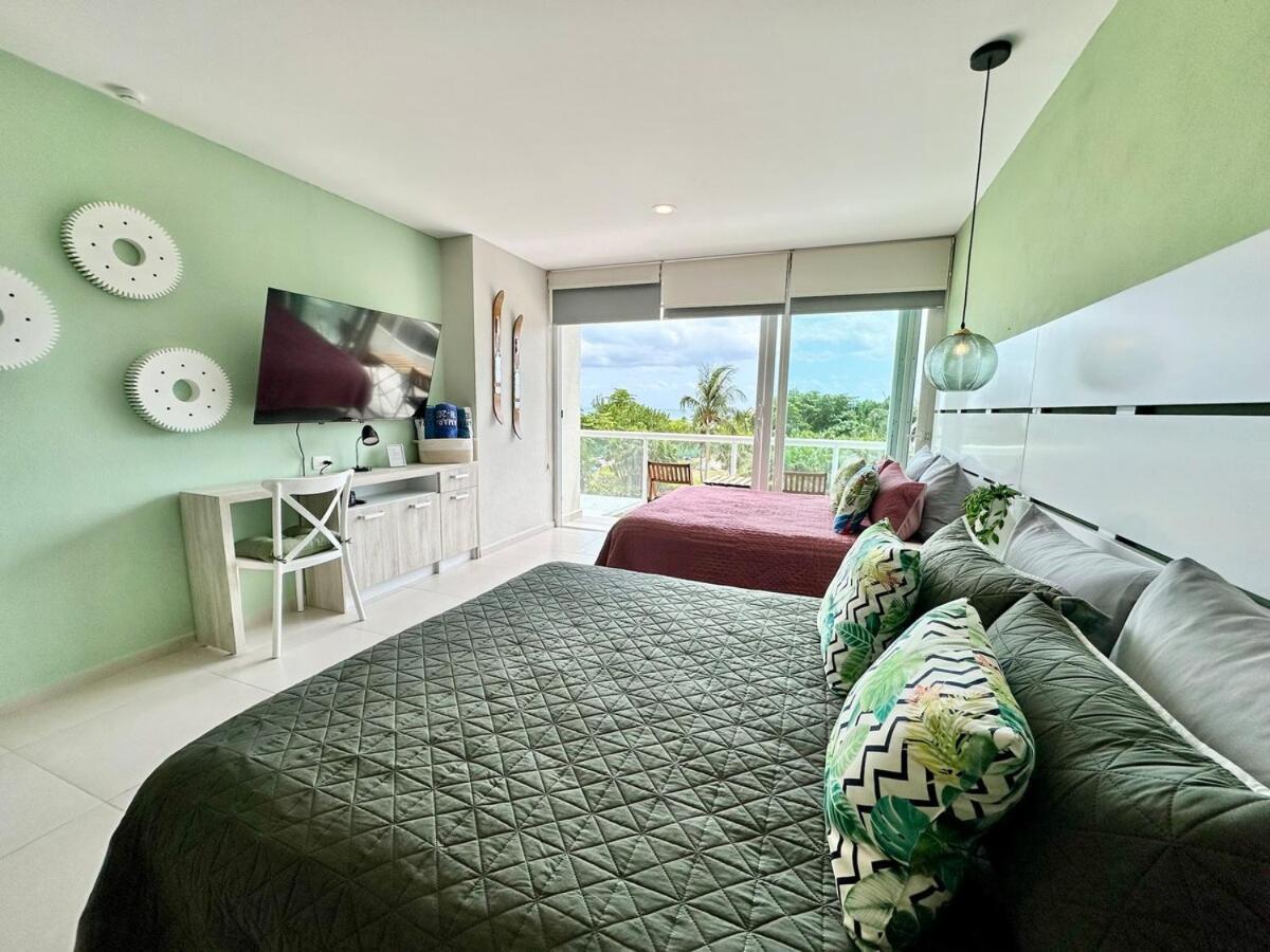 Amara Beautiful Oceanfront Studio