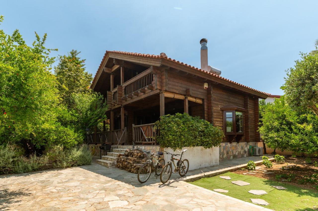 Bright & Cozy Cottage Near The Sea