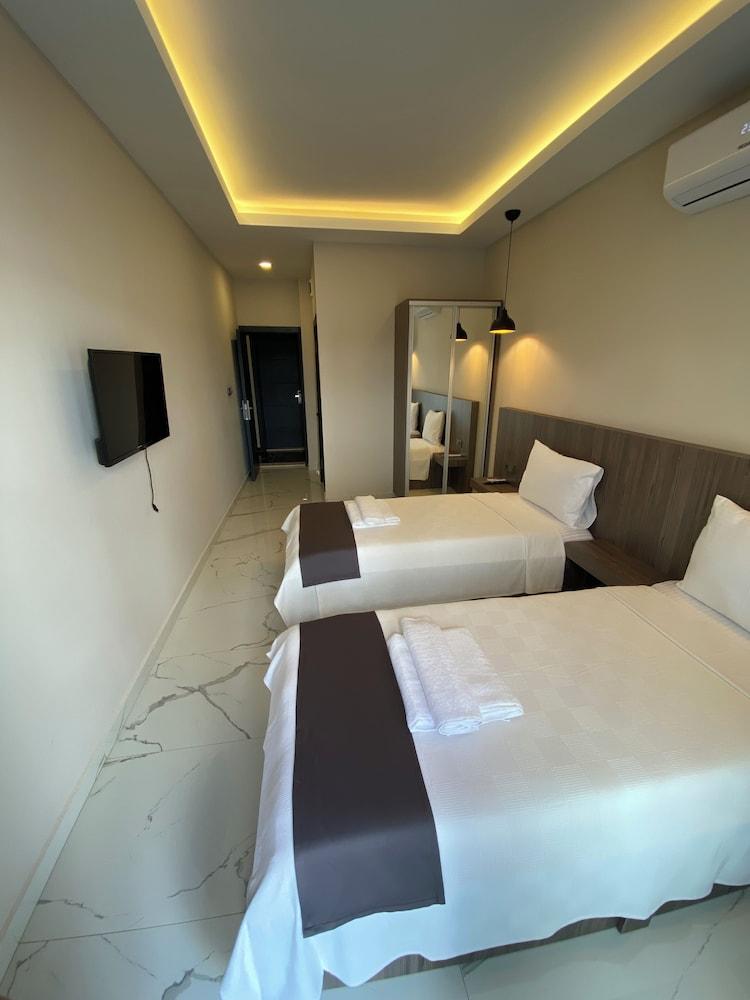 Tuna Butik Otel