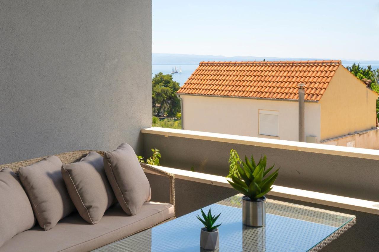 Amazing Kasjuni Beach Residence With Garrage