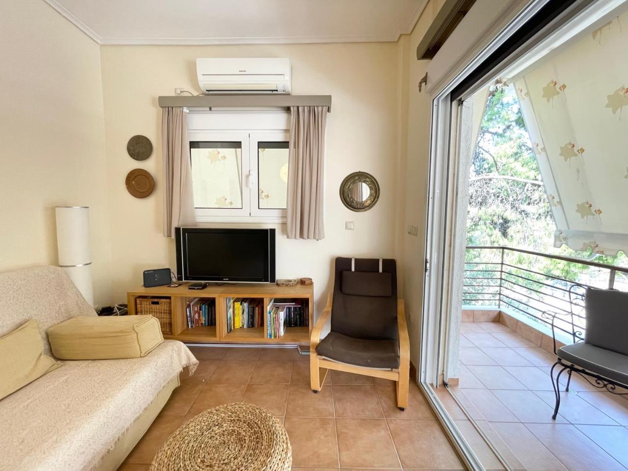 Saronida Beach Nest Apartment