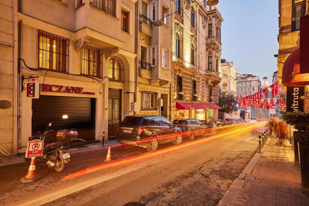 Stylish 2br Apt Galata-taksim Area Near Metro