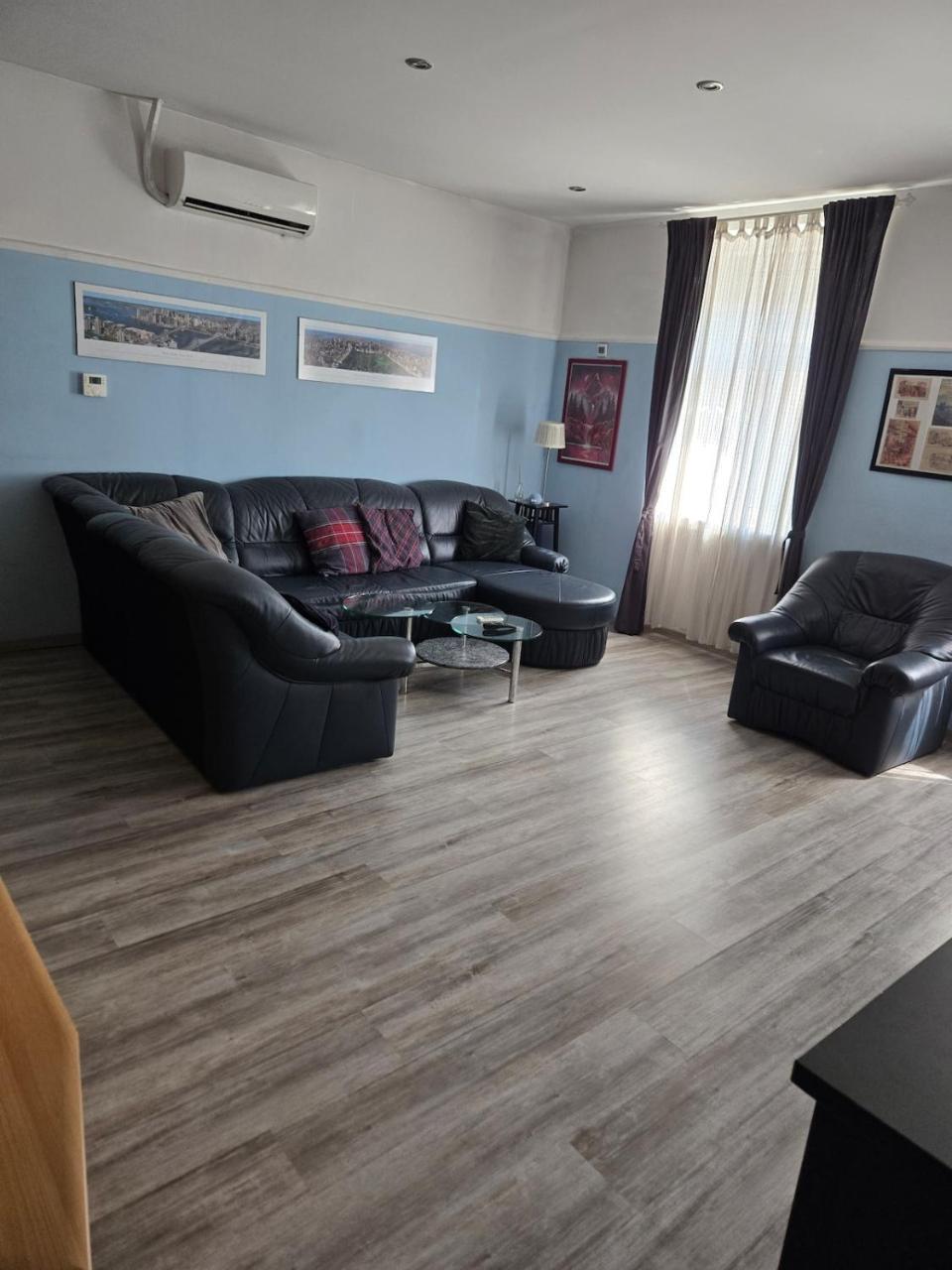 House With Good Connection