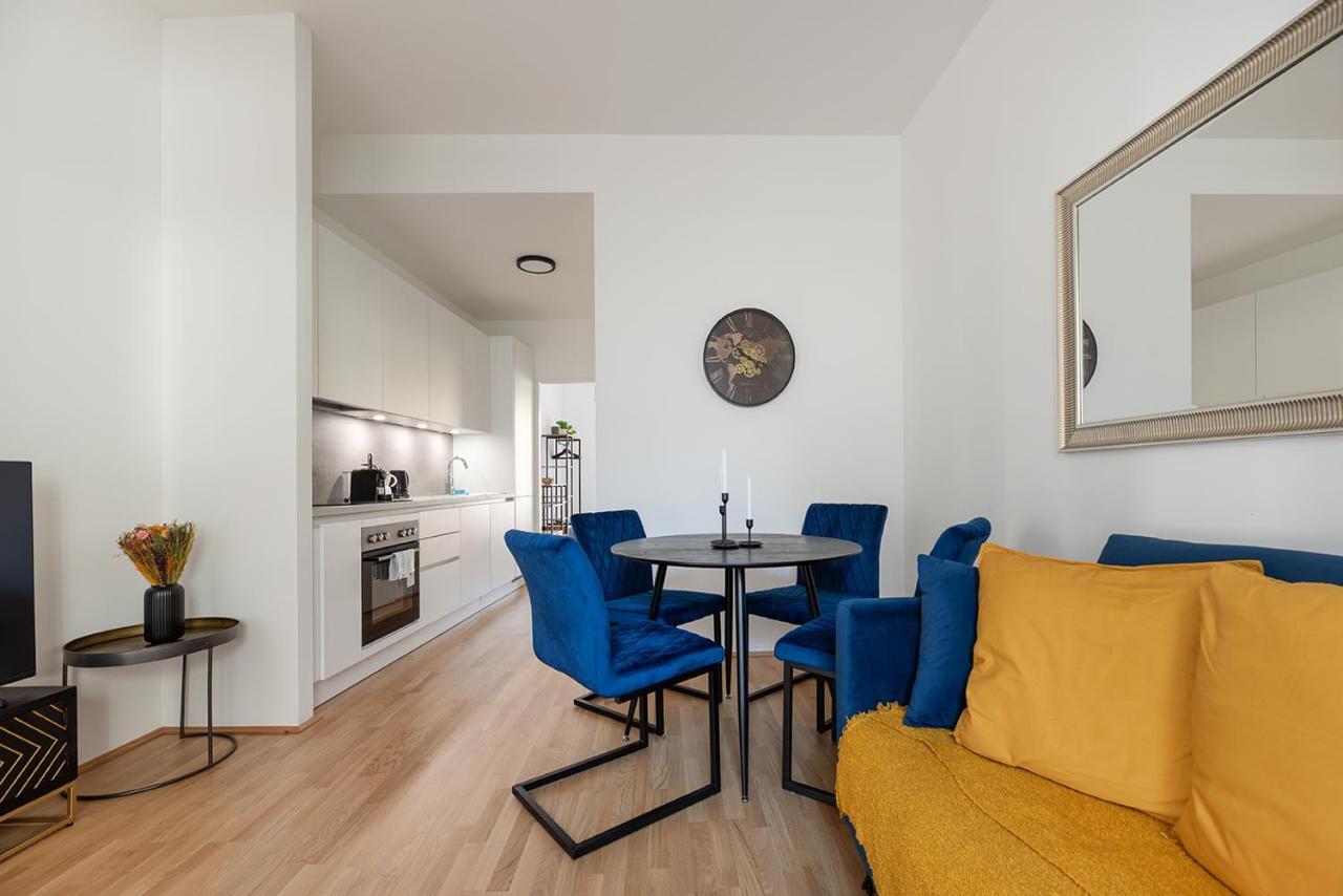 Modern & New Apartment Near Schonbrunn