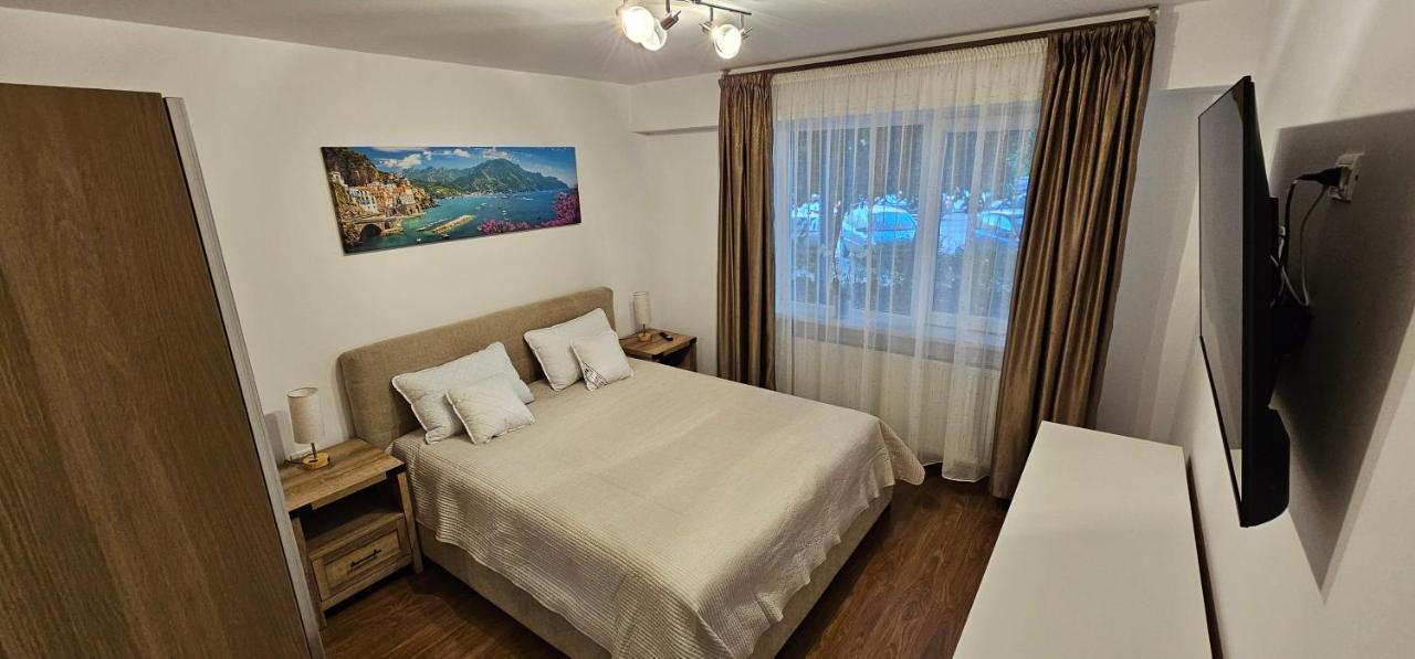 Apartament Nou, Complet Utilat, Ideal Pentru Familii, Aproape de Mall, Parc Si Plaja