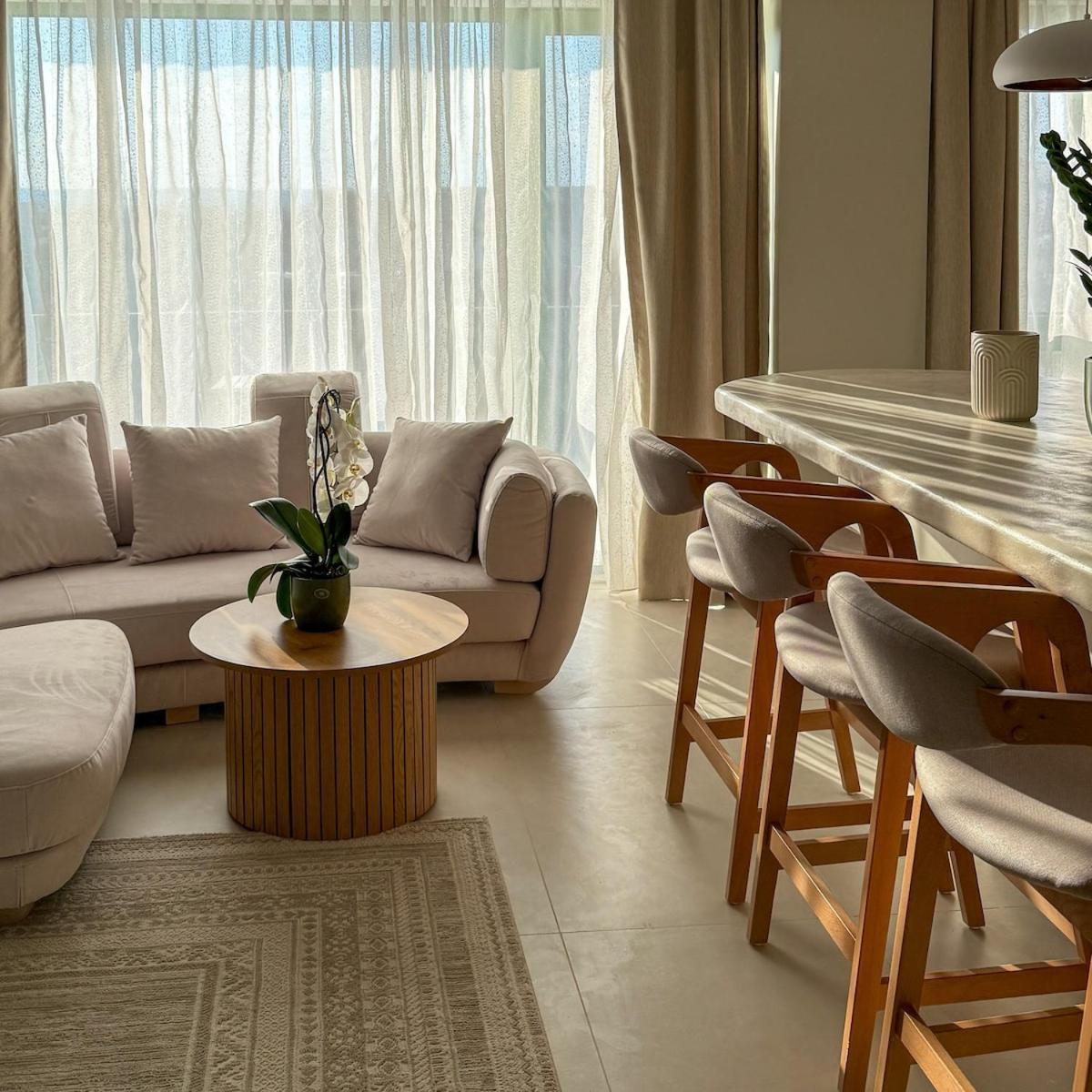 Home by The Lake Nr 33