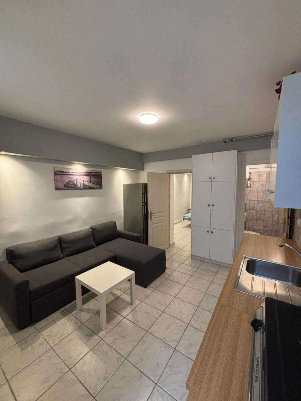 Golden Apartment