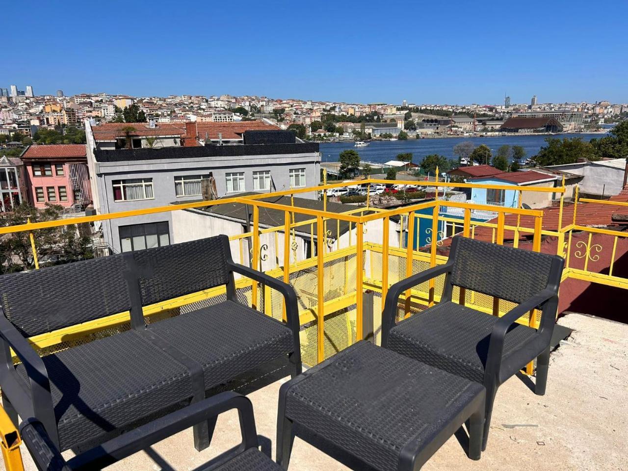 I1 House Hotel With Lovely Seaview Terrace