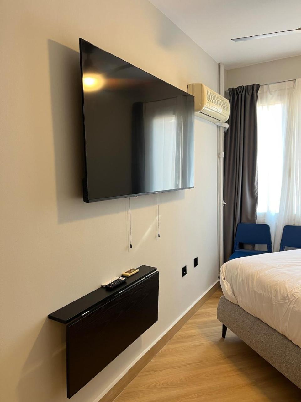 Zeus Elegant Suite by Zeus Suites