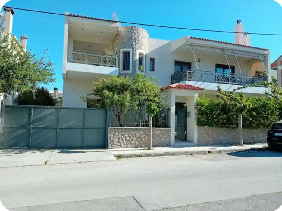 Akrivis Studio